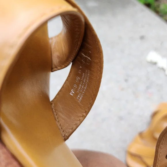 Tory BurchTory Burch Brown Leather Almita Wedge Sandals size 6 1/2 - Picture 10 of 11